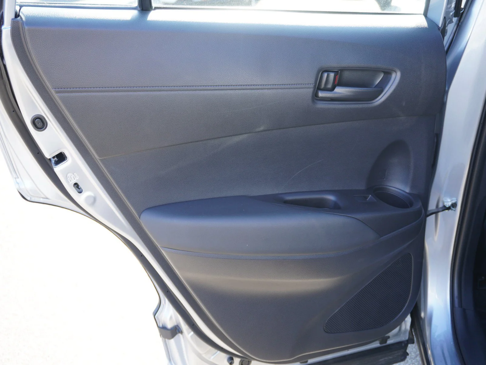 Used 2025 Silver Toyota Hybrid S image 13