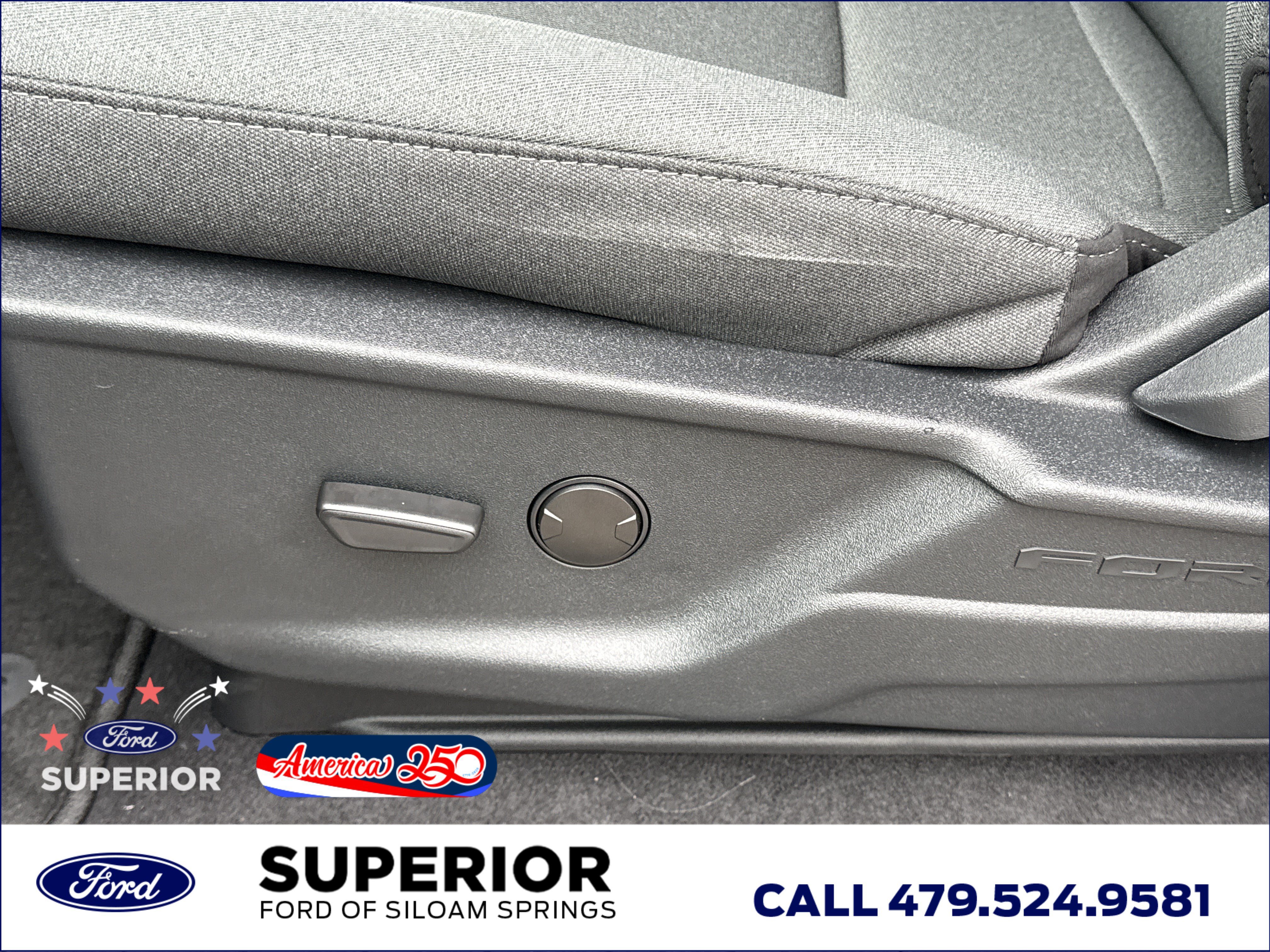 New 2026 Carbonized Gray Metallic Ford XLT image 15