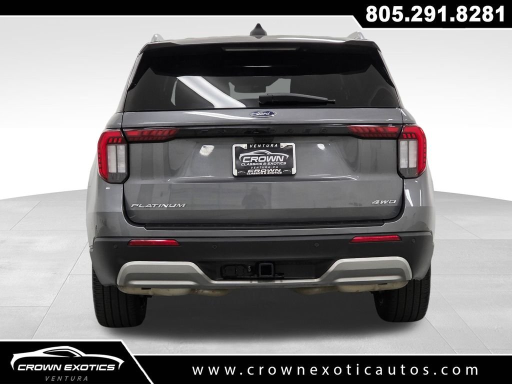 Used 2025 Gray Ford Platinum image 6