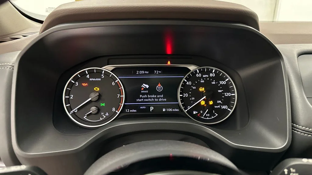 Used 2023 White Nissan SV image 18