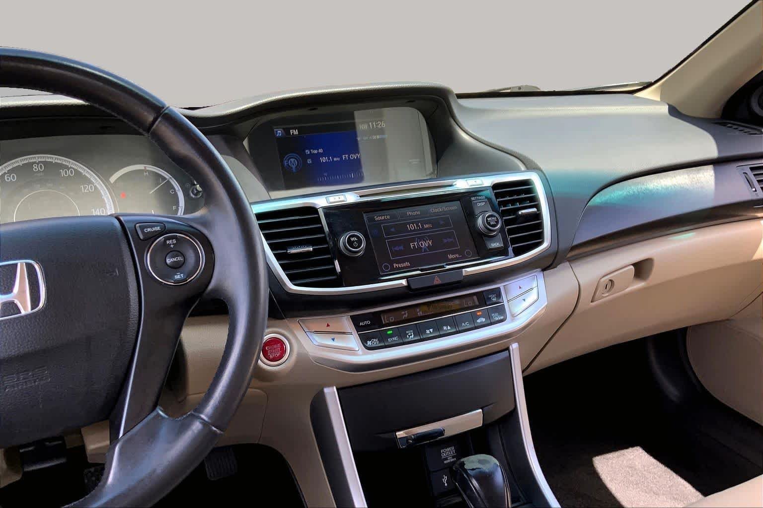 Used 2014 Champagne Frost Pearl Honda EX-L image 7