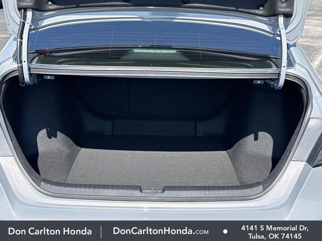Used 2025 Urban Gray Pearl Honda Touring image 8