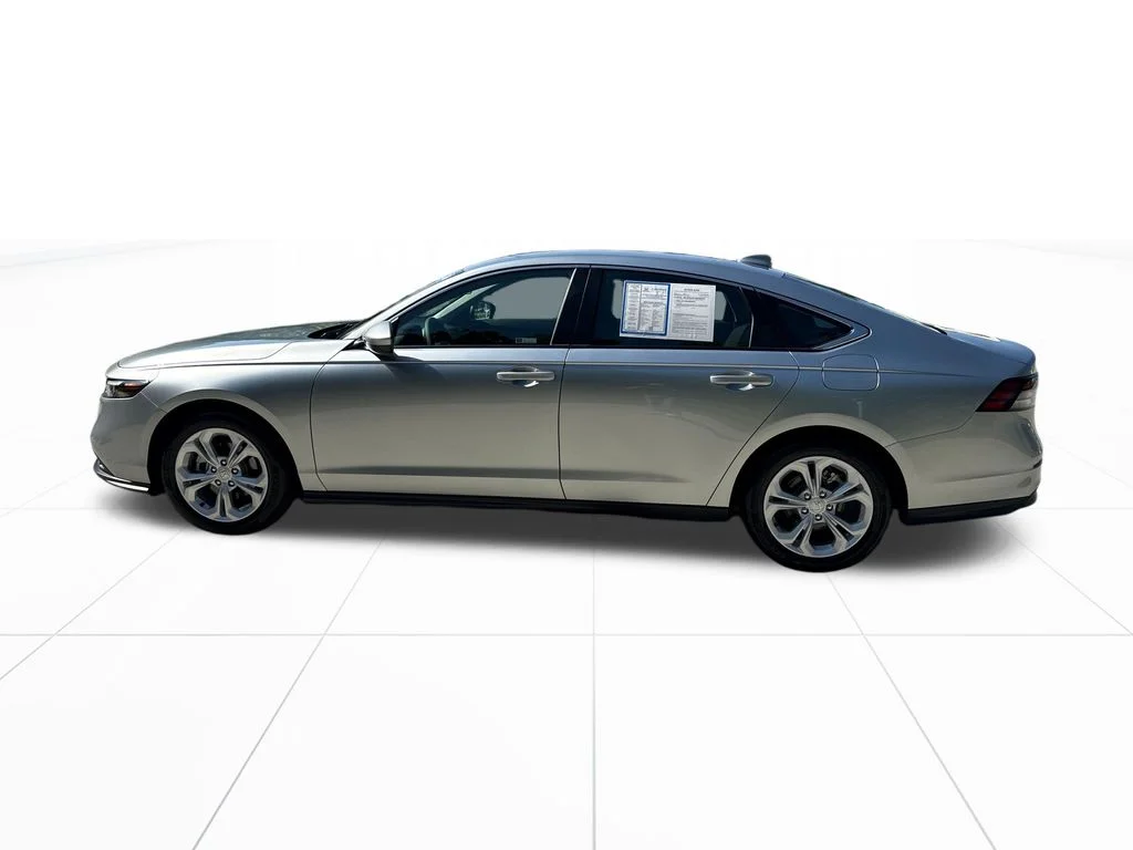 Certified Used 2026 Solar Silver Metallic Honda LX image 5