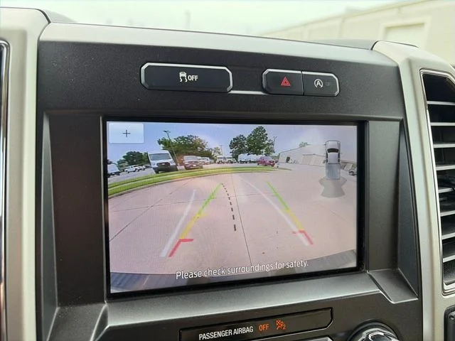Used 2019 White Ford Lariat image 19