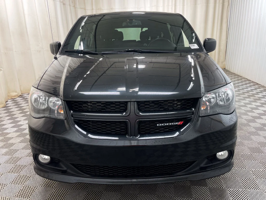Used 2018 Black Dodge SE Plus image 10