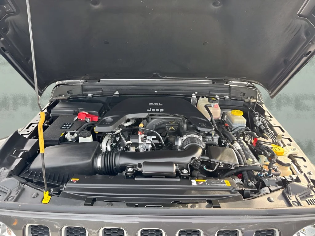 Used 2021 Gray Jeep Unlimited Sahara image 24