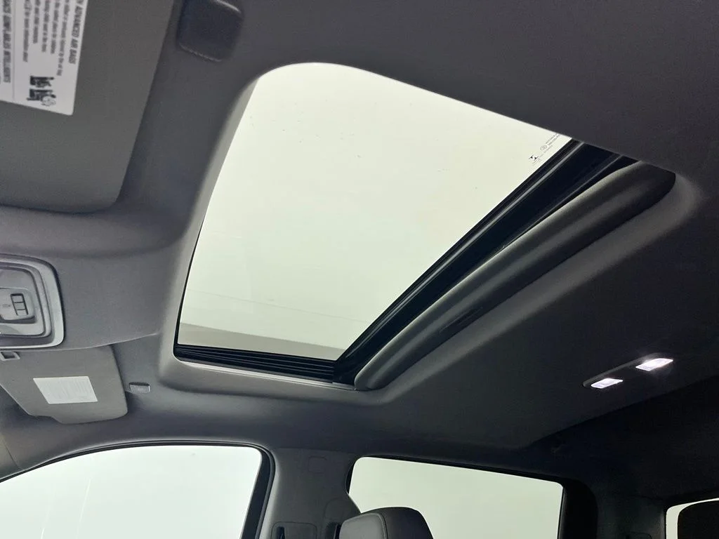 Used 2020 Red GMC Denali image 5