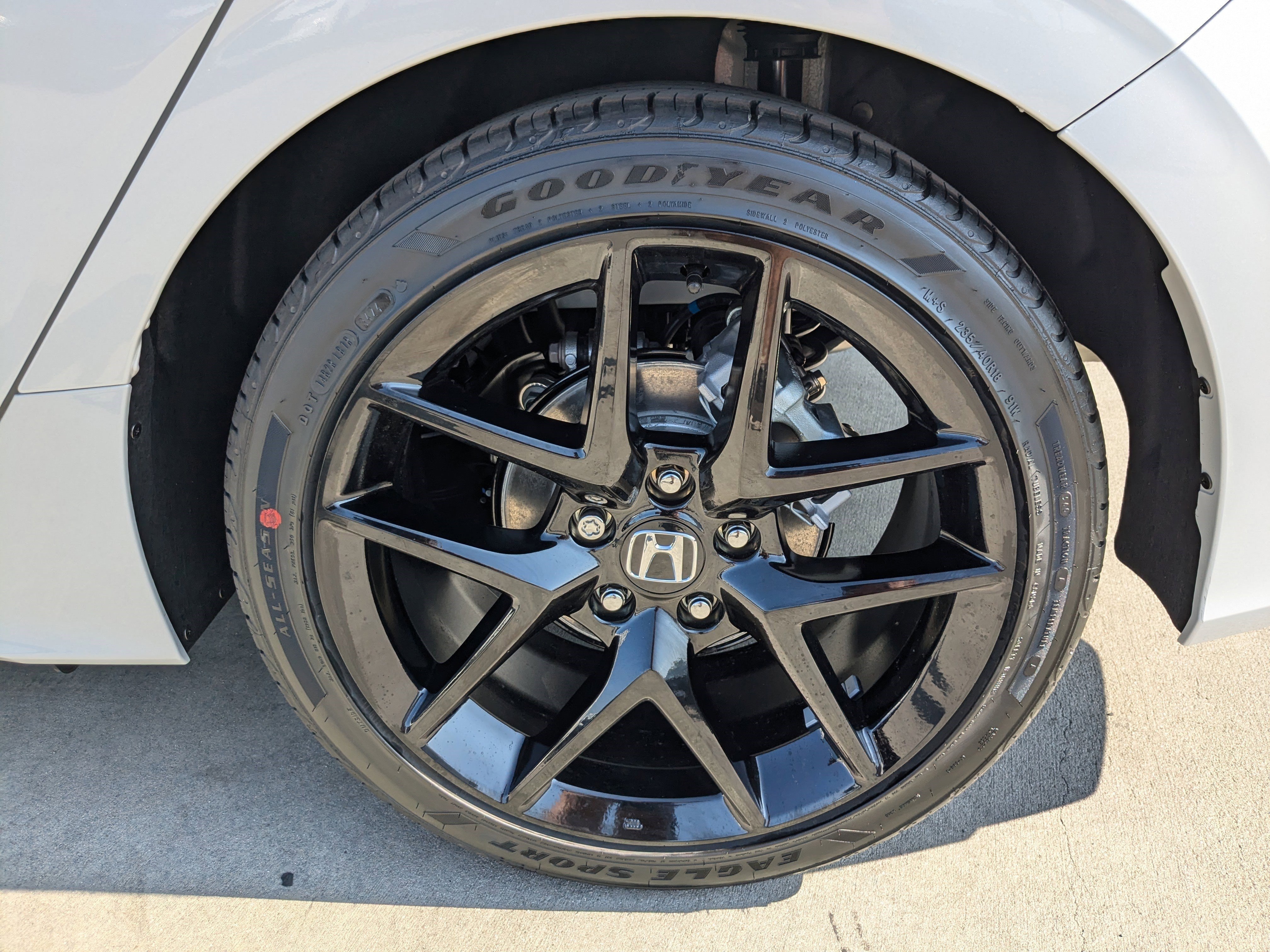 2025 Honda Civic Hatchback Sport - Photo 7