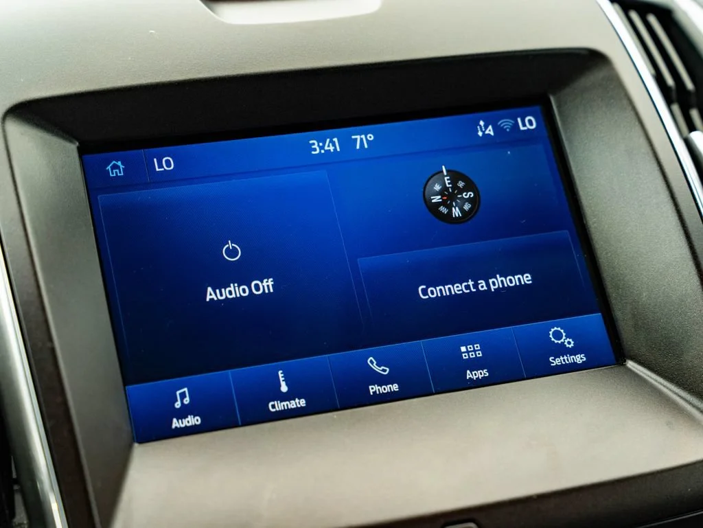 Used 2019 Agate Black Metallic Ford Titanium image 32