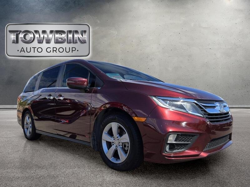 Used 2018 Deep Scarlet Pearl Honda EX-L AUTO image 2