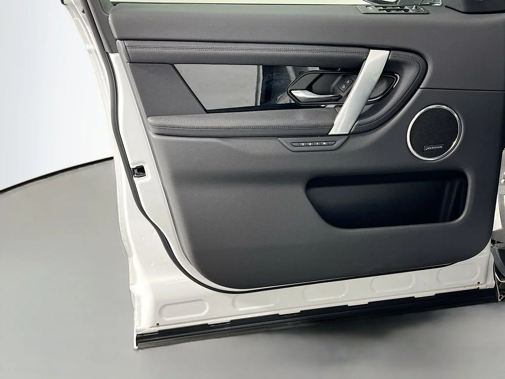 2025 Land Rover Discovery Sport S - Photo 18