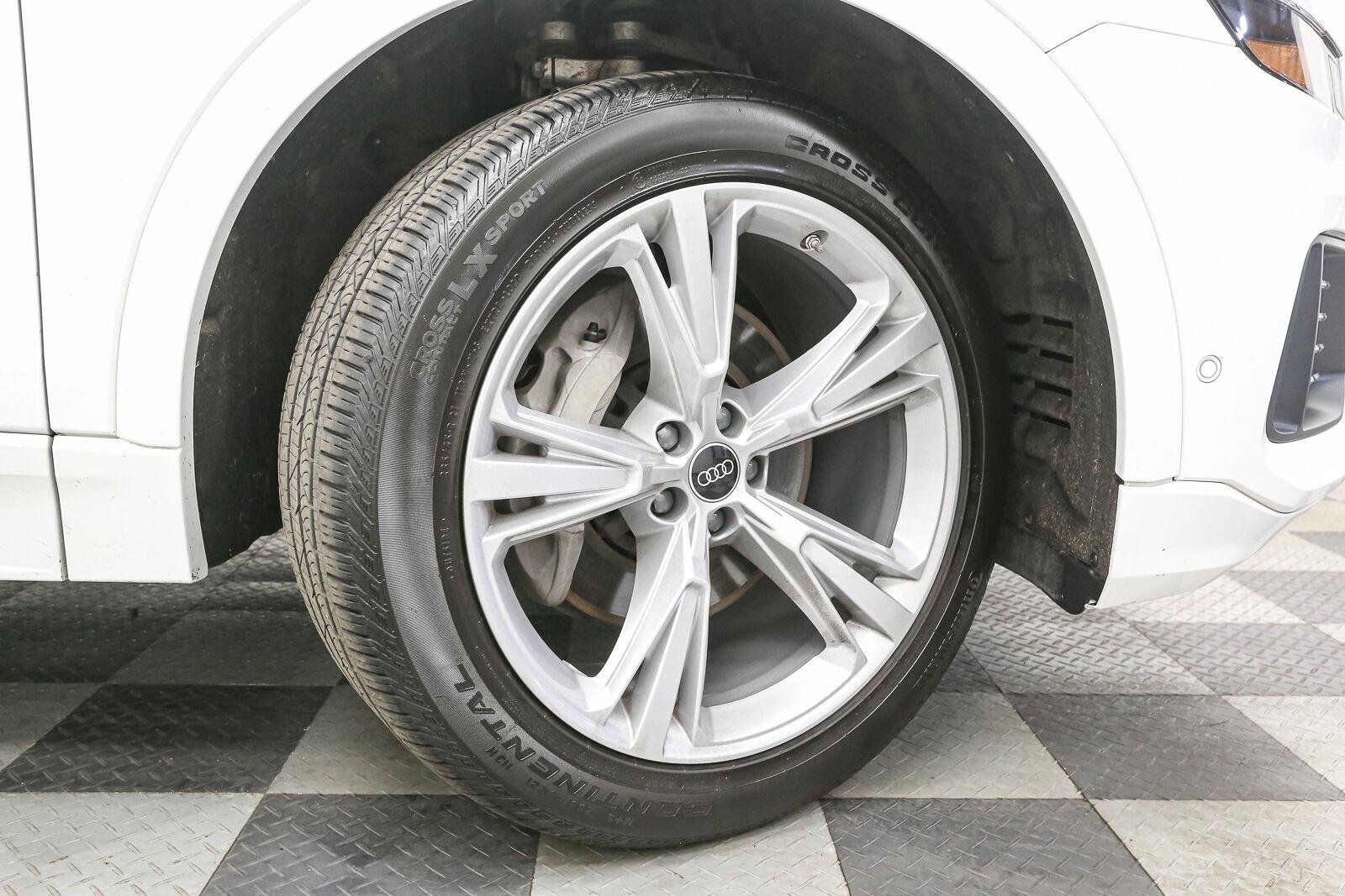 Used 2023 Carrara White Audi Premium image 16