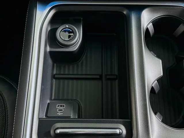 New 2026 Ford Expedition Platinum