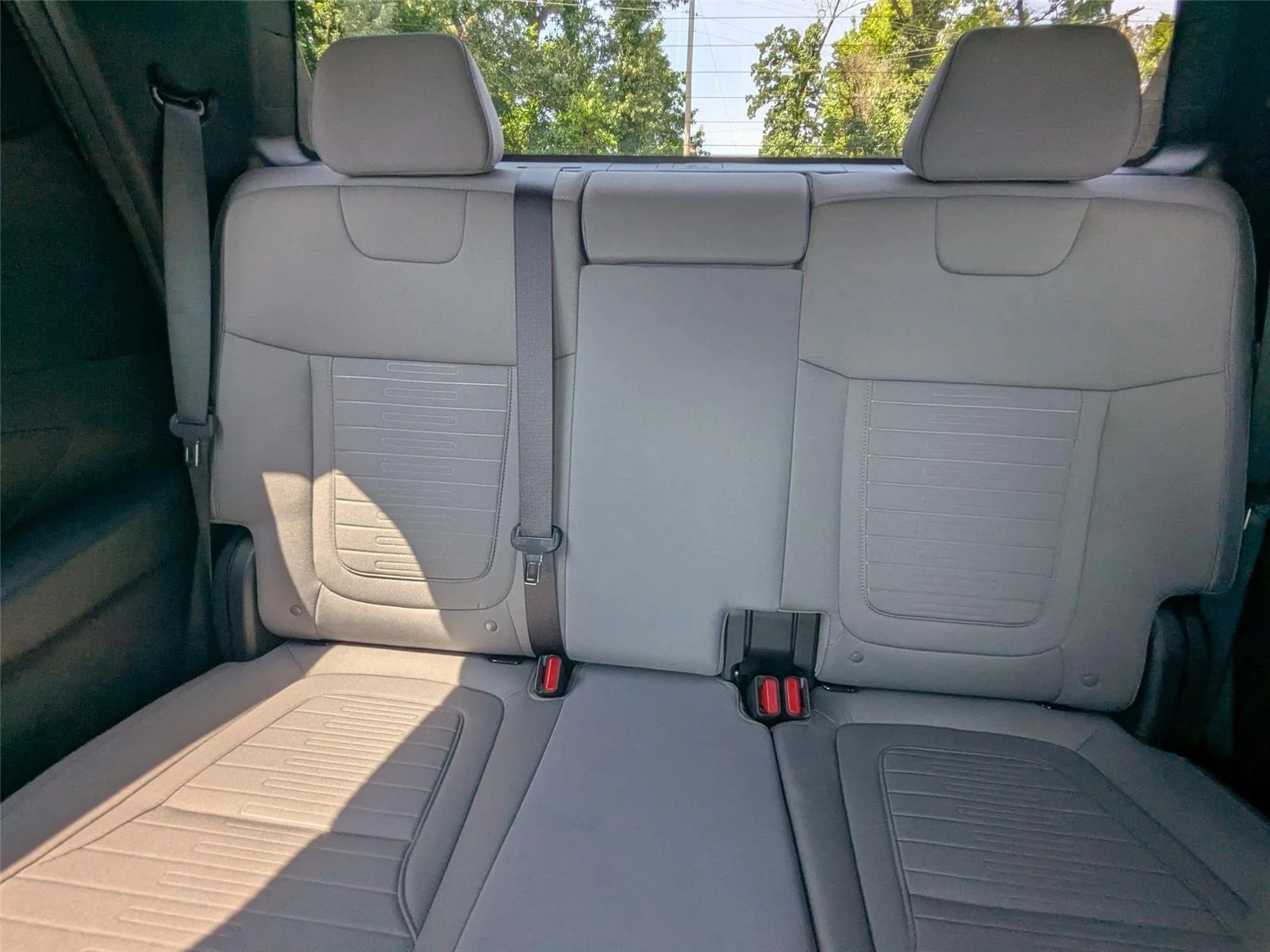 Used 2024 Sage Gray Hyundai SEL image 24