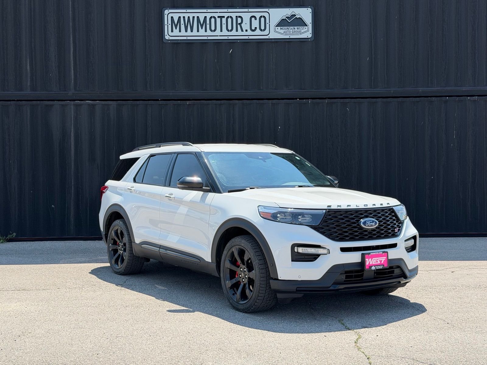 2021 Ford Explorer ST 4WD's photo