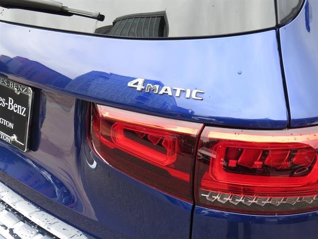 Used 2020 Galaxy Blue Metallic Mercedes-Benz GLB 250 image 22