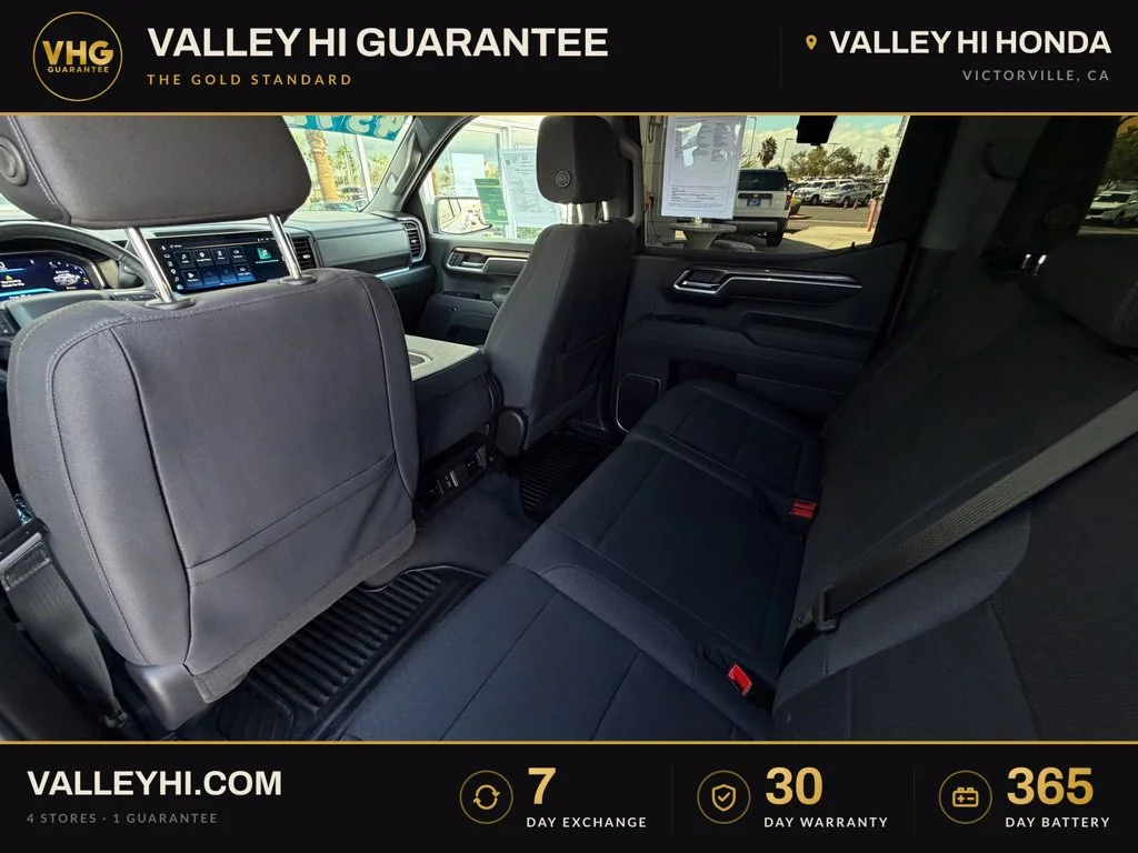 Used 2026 Summit White Chevrolet LT image 20