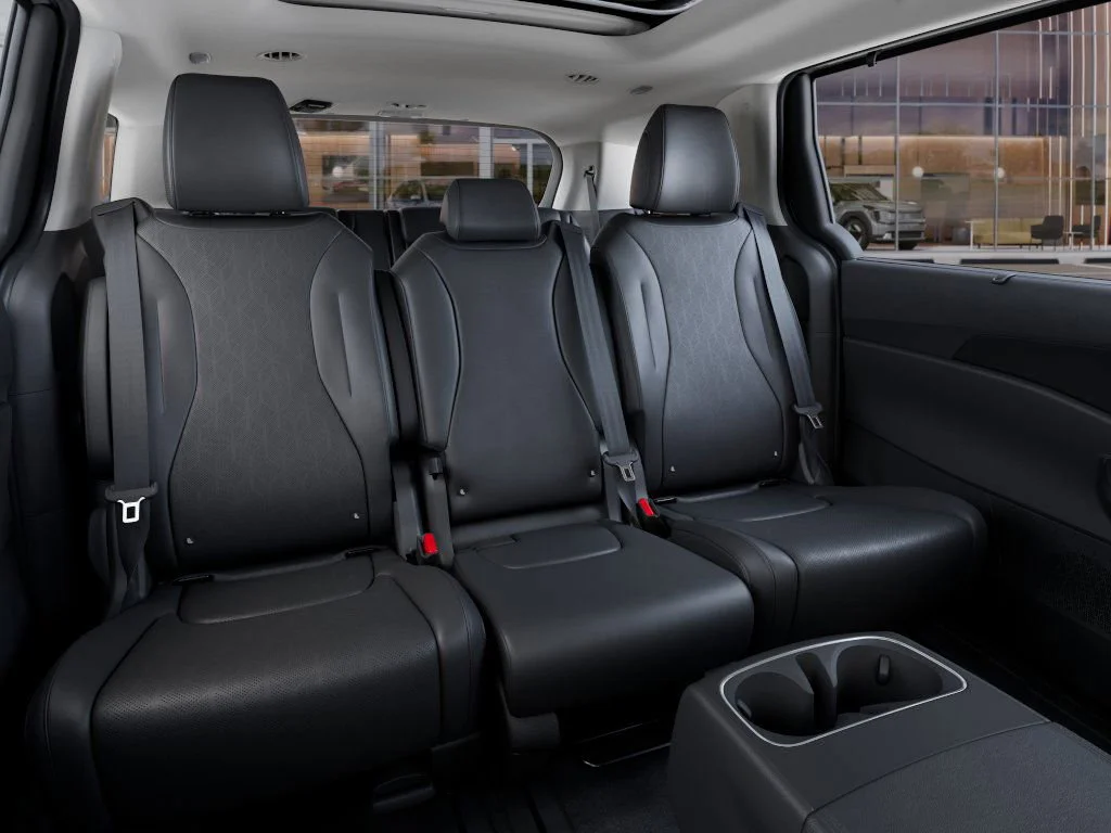 2025 Kia Carnival SX - Photo 16