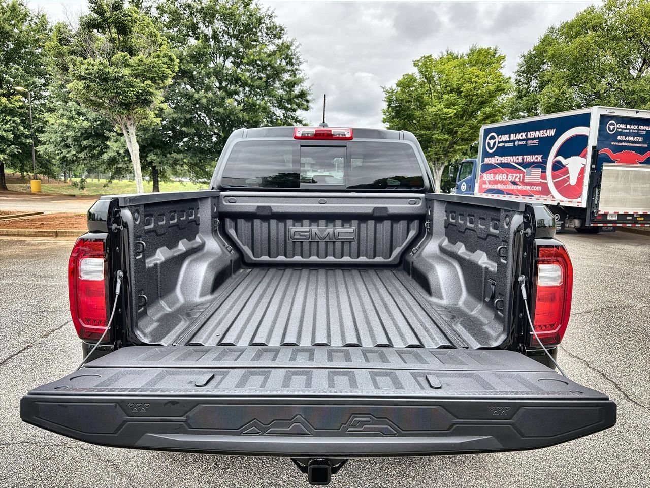New 2026 Onyx Black GMC Elevation image 21