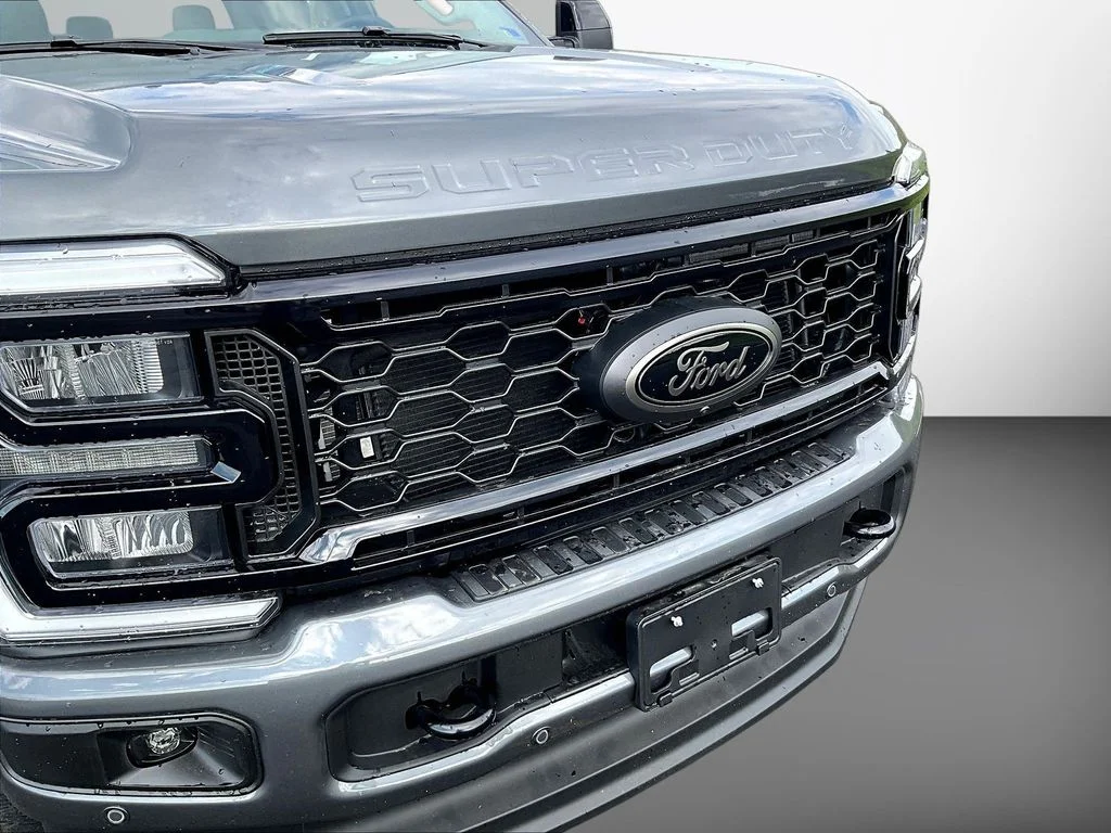 New 2026 Carbonized Gray Metallic Ford F-250® Lariat® image 33