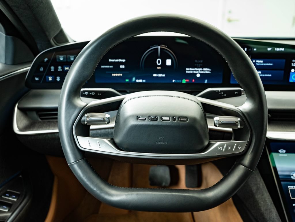 Used 2024 Black Lucid Touring image 37