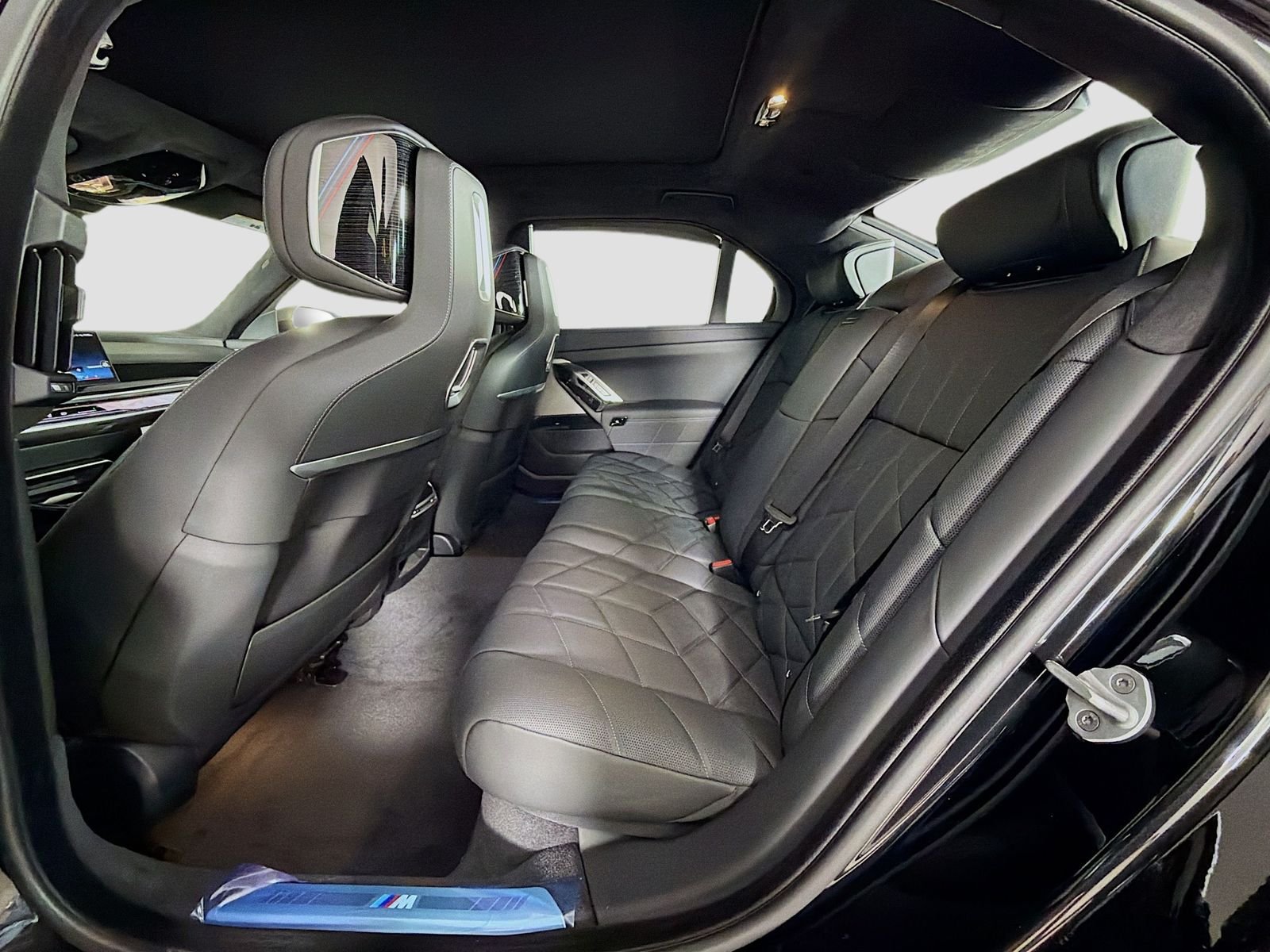 New 2026 Black Sapphire Metallic BMW eDrive50 image 26