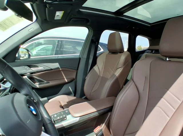 2025 BMW X1 28i - Photo 11