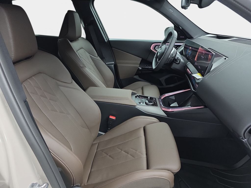 New 2026 Dune Grey Metallic BMW 30 xDrive image 9