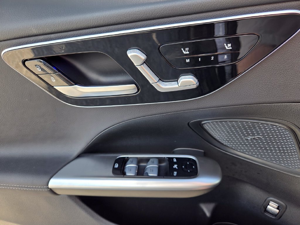 2026 Mercedes-Benz C-Class Sedan C 300 - Photo 23