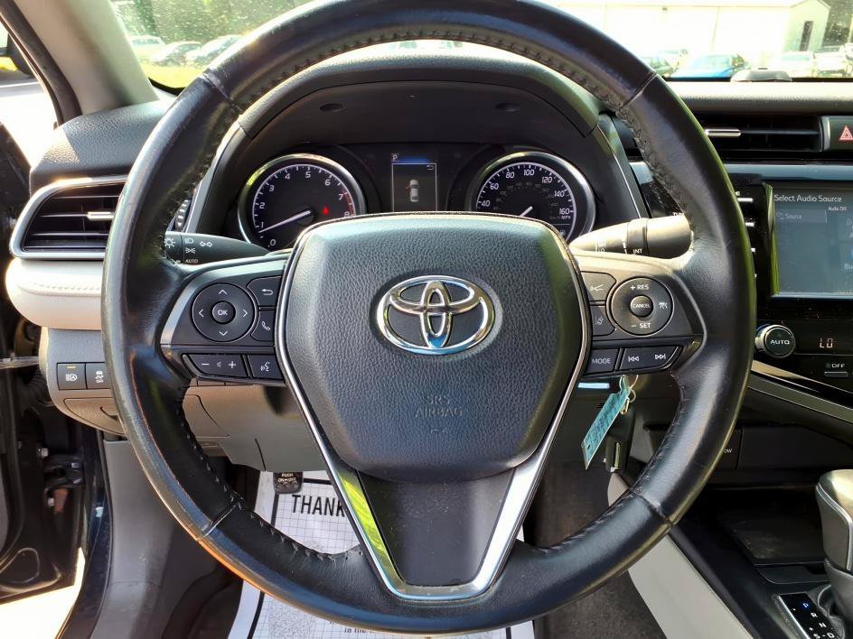 Used 2019 Galactic Aqua Mica Toyota SE image 21