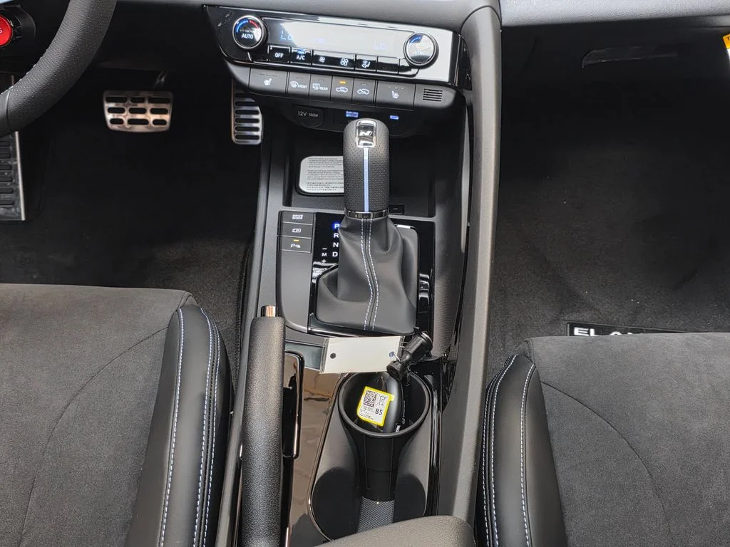 New 2026 Abyss Black Hyundai Base image 21