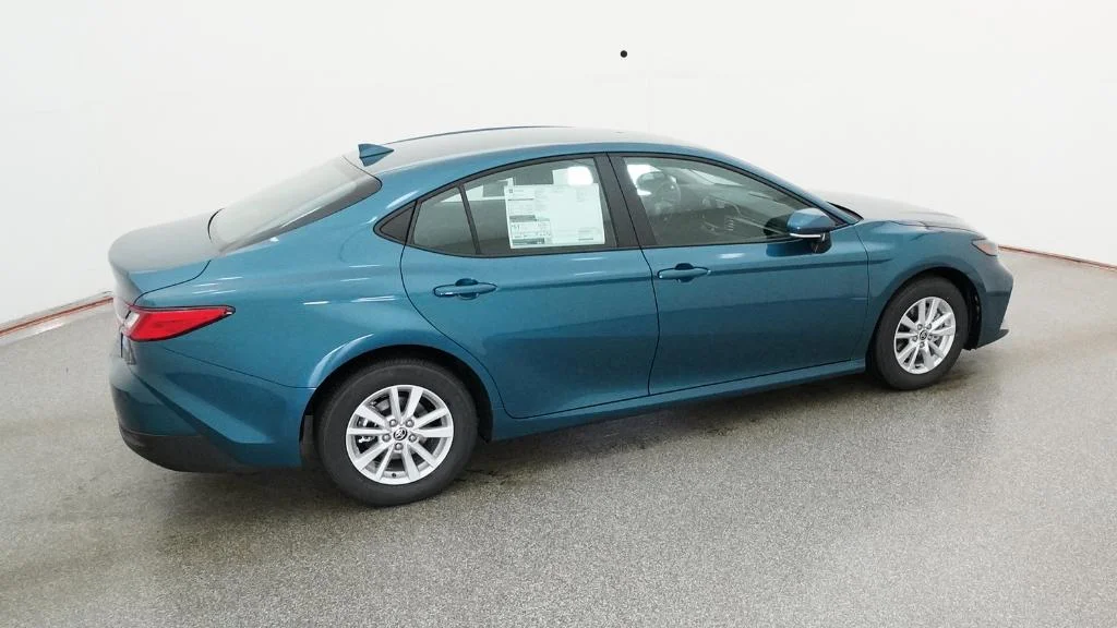 New 2026 Ocean Gem Toyota LE image 10