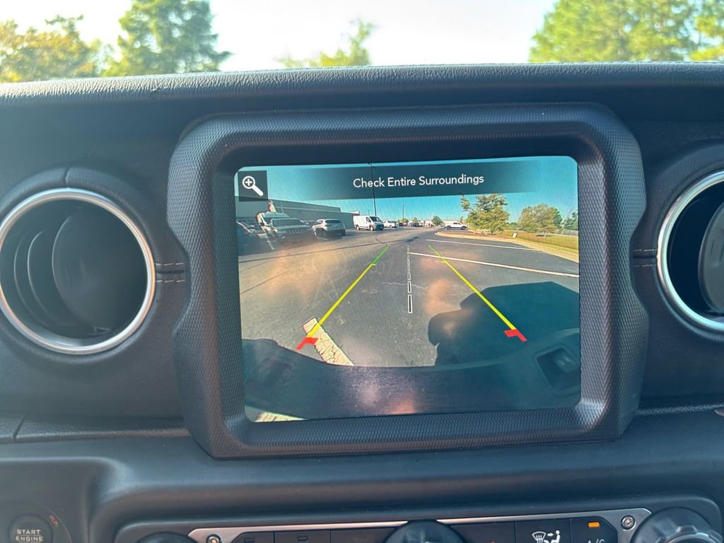 Certified Used 2020 Gray Jeep Overland image 22