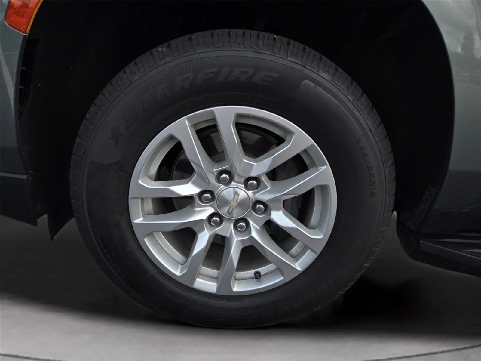 Used 2024 Silver Sage Metallic Chevrolet LT image 35