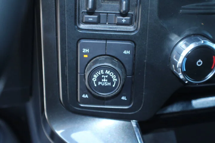 Used 2023 White Ford LARIAT image 12