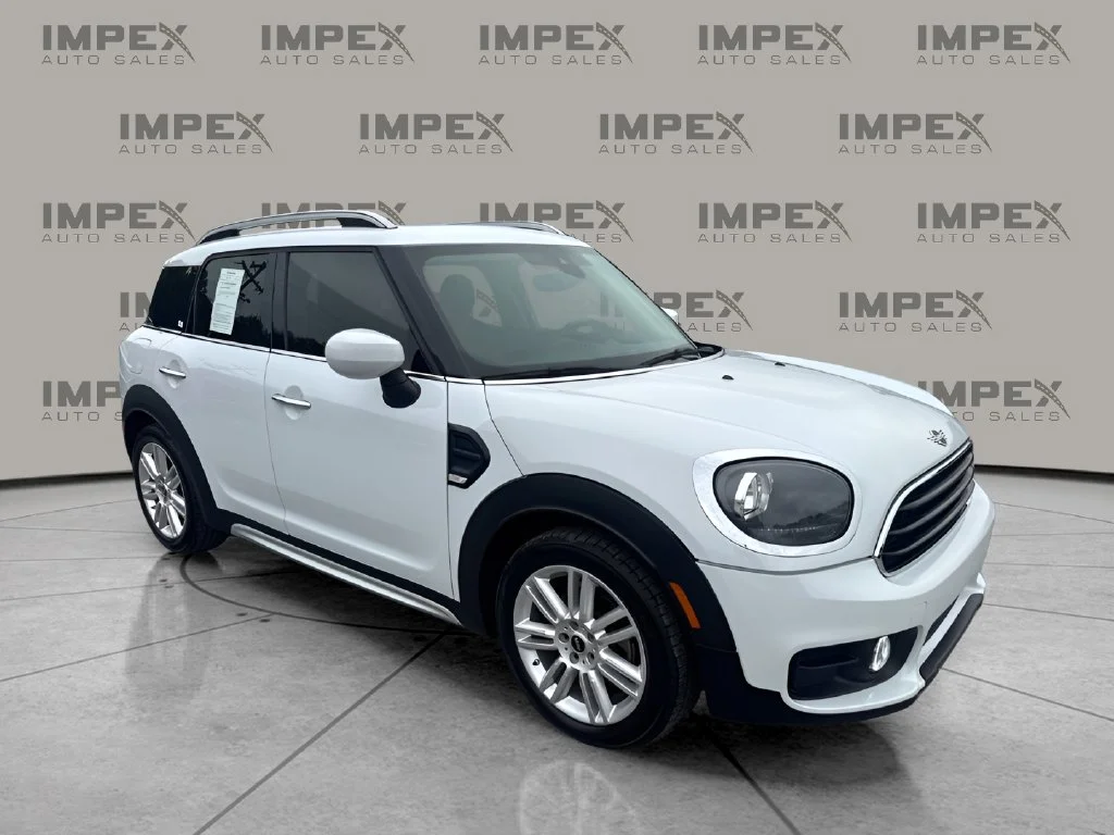Used 2020 White MINI  image 7