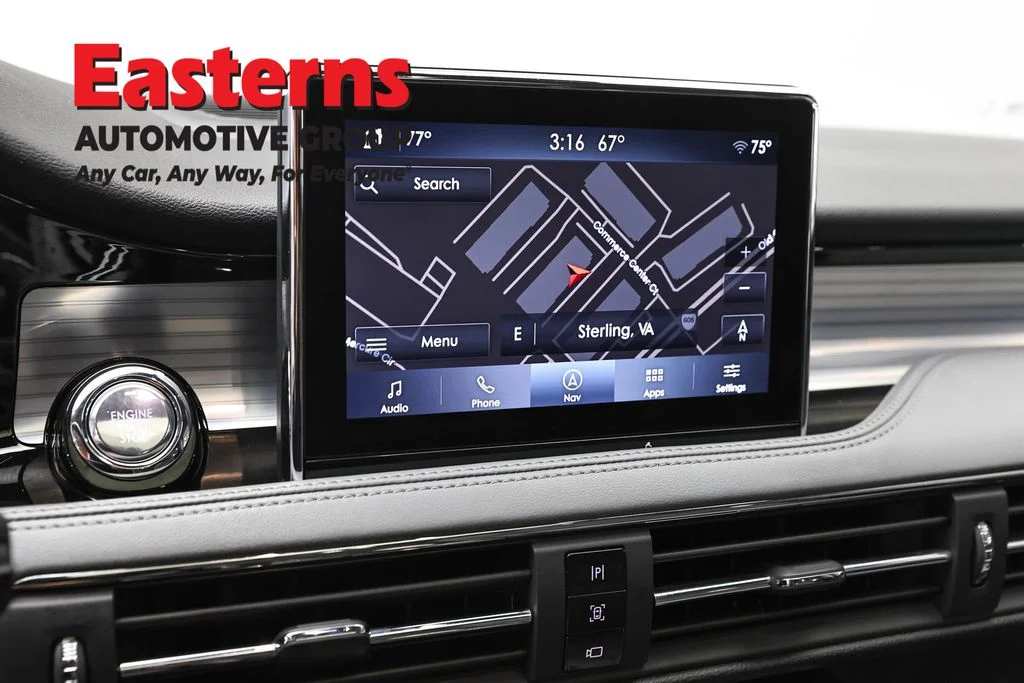 Used 2022 Silver Lincoln Standard image 19