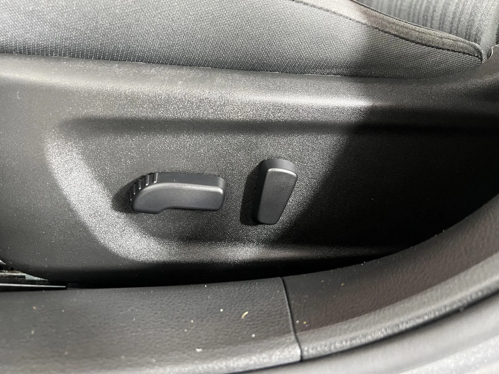 Used 2023 Gun Metallic Nissan 2.5 SV image 15