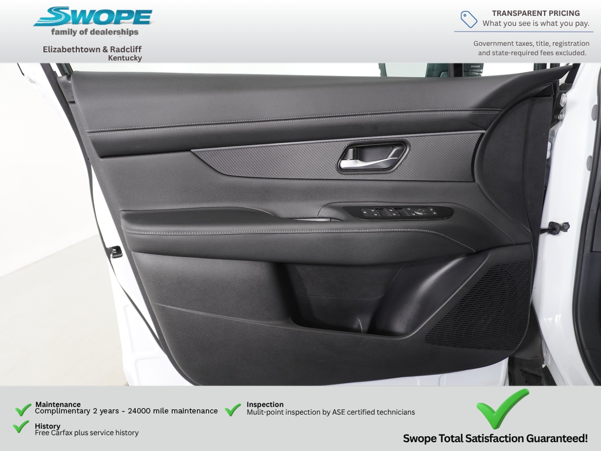 Used 2025 Everest White Pearl Tricoat Nissan SV image 14