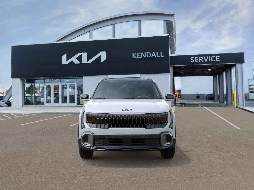 New 2027 White Kia X-Line S image 2