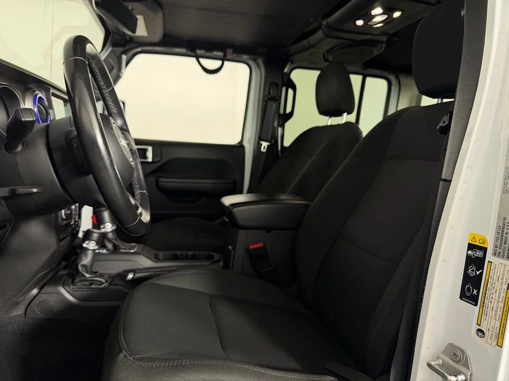 Used 2021 White Jeep Unlimited Willys image 19