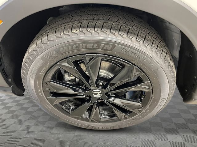 New 2026 Platinum White Pearl Honda Sport Touring image 11