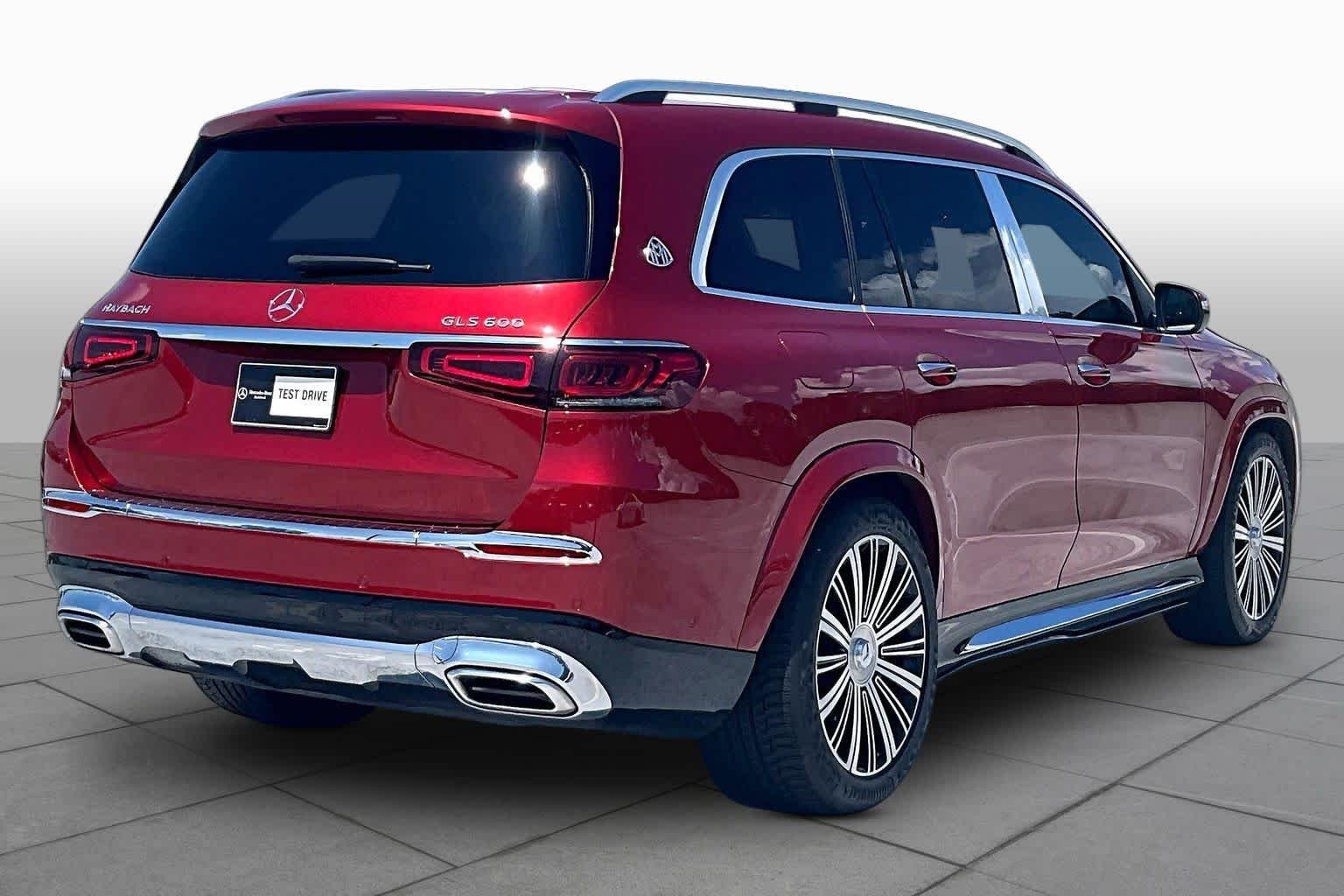 Used 2023 MANUFAKTUR Cardinal Red Metallic Mercedes-Benz Maybach GLS 600 image 13