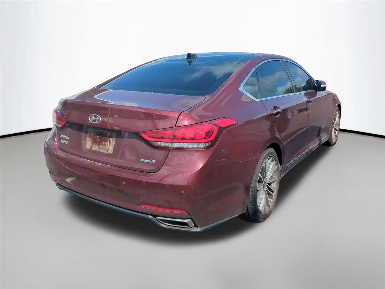 Used 2015 Pamplona Red Hyundai 3.8L image 4