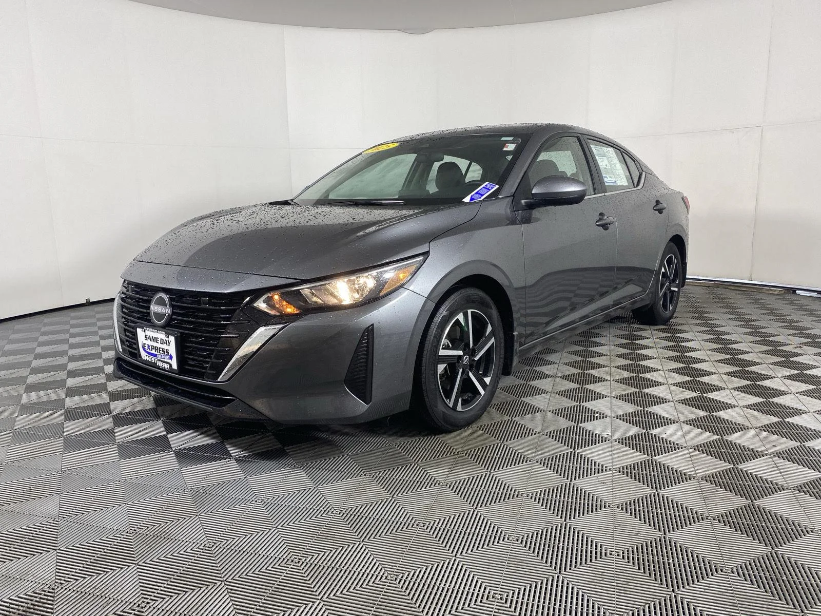 Used 2025 Gun Metallic Nissan SV image 3