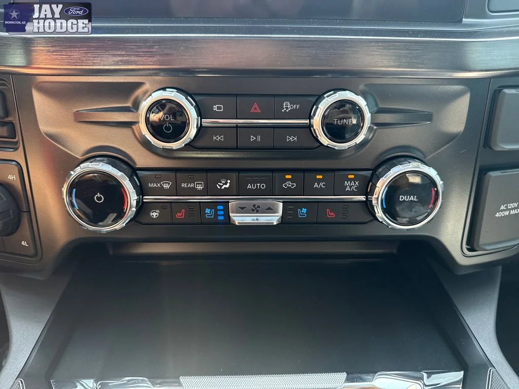 New 2026 Star White Metallic Tri-Coat Ford F-250® Lariat® image 17