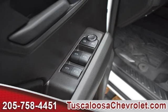 Used 2026 Summit White Chevrolet WT image 19