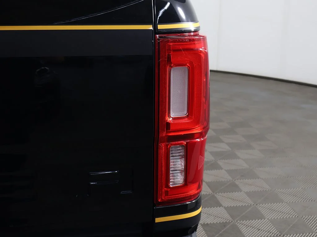Used 2022 Shadow Black Ford Lariat image 17