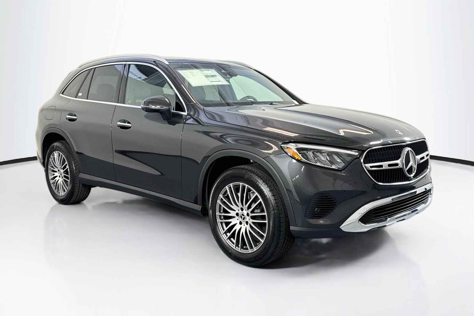 New 2027 Graphite Grey Metallic Mercedes-Benz GLC 300 image 3