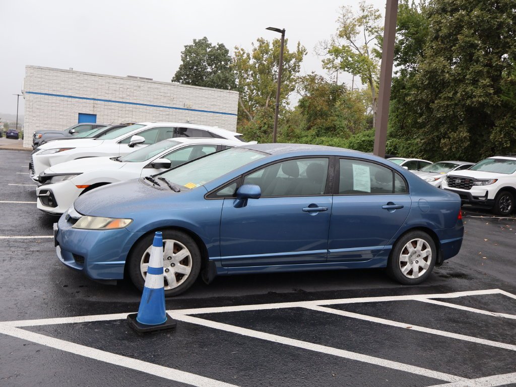 Used 2010  Honda LX image 4